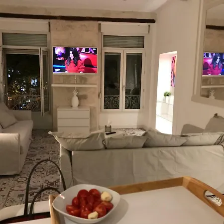 Appartement Place De L'horloge